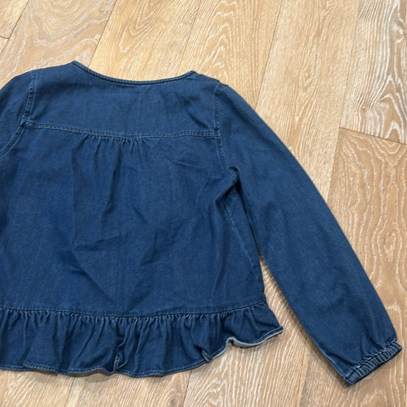 Madewell Denim Ruffle V Neck Top - Picture 9 of 9